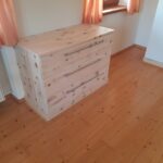 Zirbenkommode mit 3 großen Schubladen